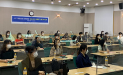 유라시아 아카데미의 관련 사진입니다.
