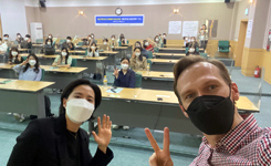 유라시아 아카데미의 관련 사진입니다.